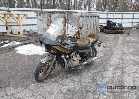 1979 Honda Goldwing z USA, uszkodzony, nr VIN GL14105048